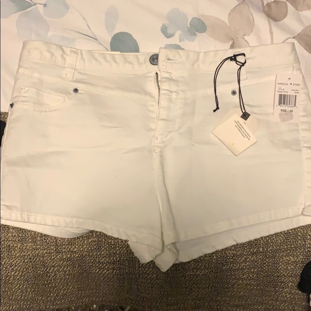 New with tags Vanilla Star shorts